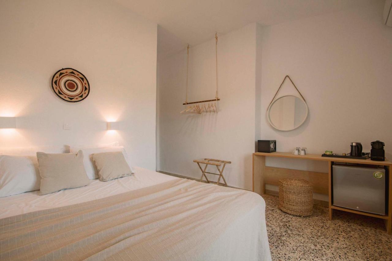 Olive Grove Suites Boutique Hotel โมไรตีกา ภายนอก รูปภาพ