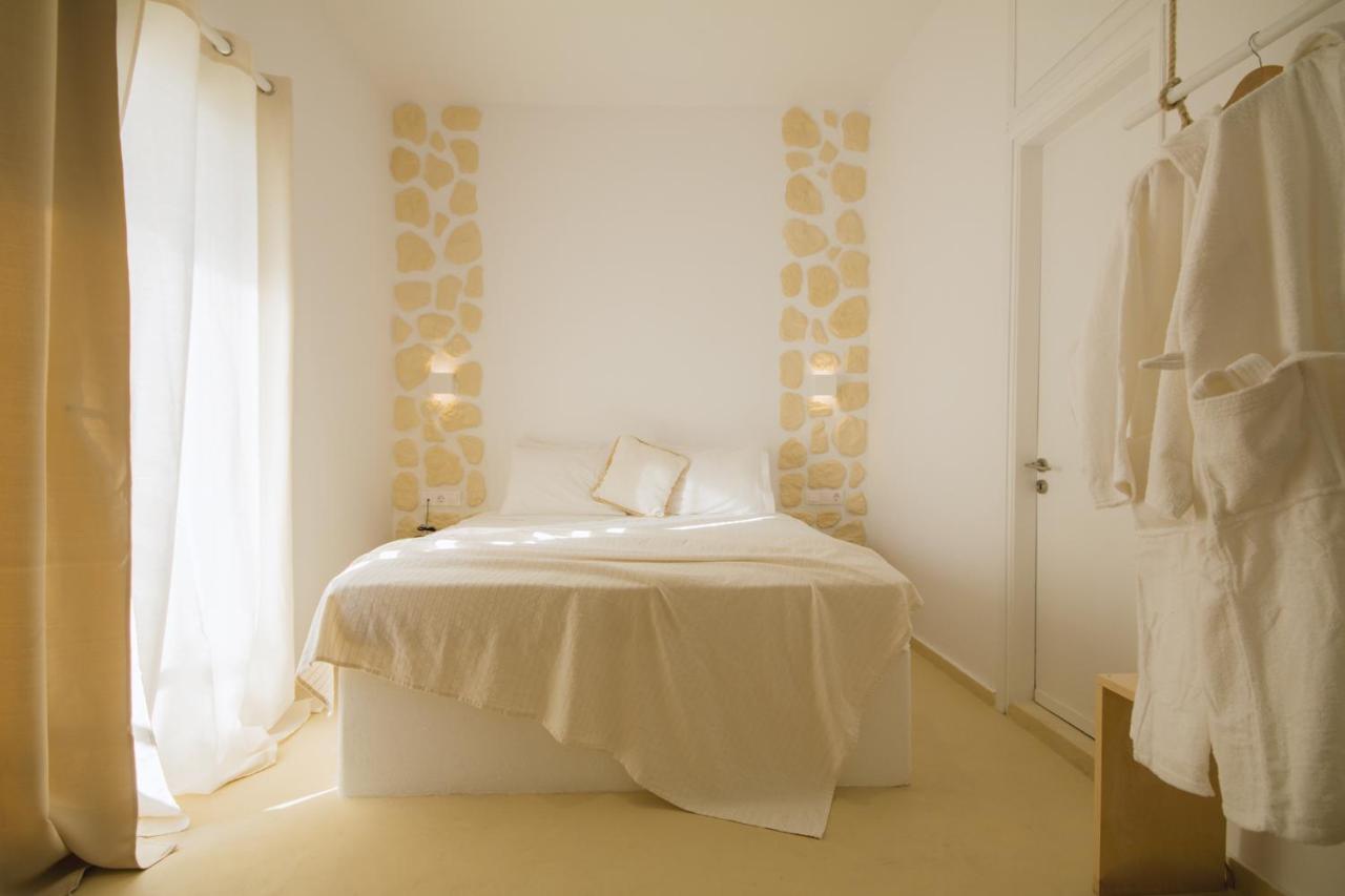 Olive Grove Suites Boutique Hotel โมไรตีกา ภายนอก รูปภาพ