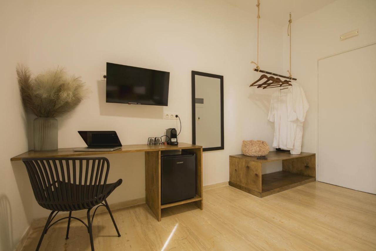 Olive Grove Suites Boutique Hotel โมไรตีกา ภายนอก รูปภาพ