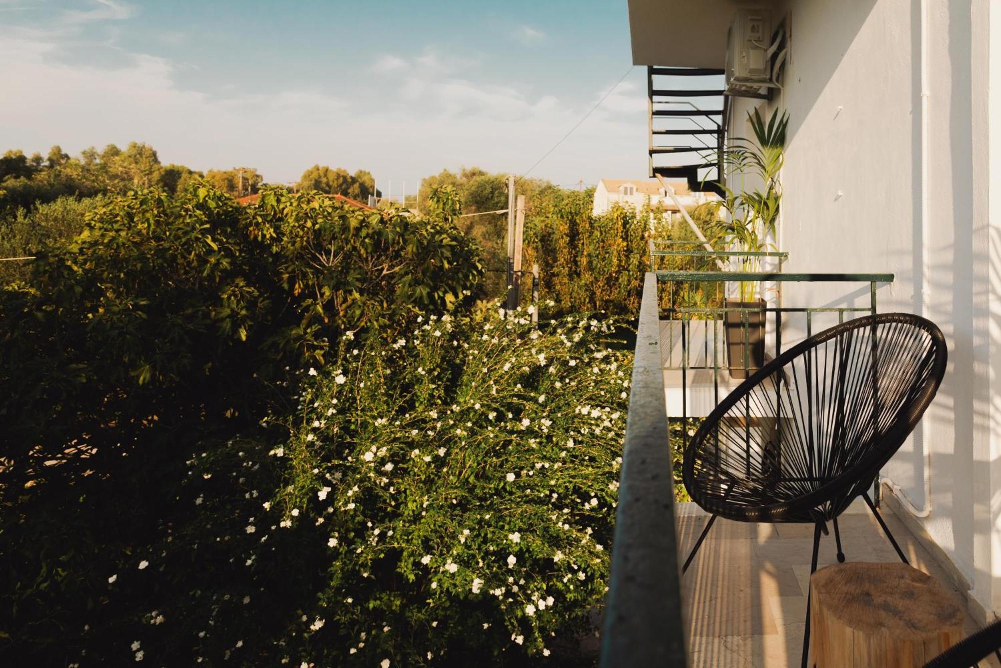 Olive Grove Suites Boutique Hotel โมไรตีกา ภายนอก รูปภาพ