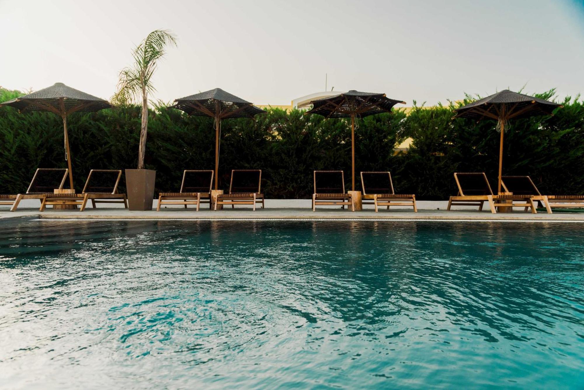 Olive Grove Suites Boutique Hotel โมไรตีกา ภายนอก รูปภาพ